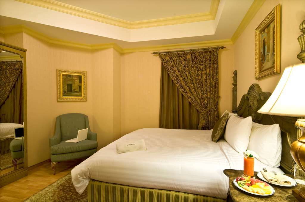 Amjad Royal Suites Hotel Jeddah Room photo