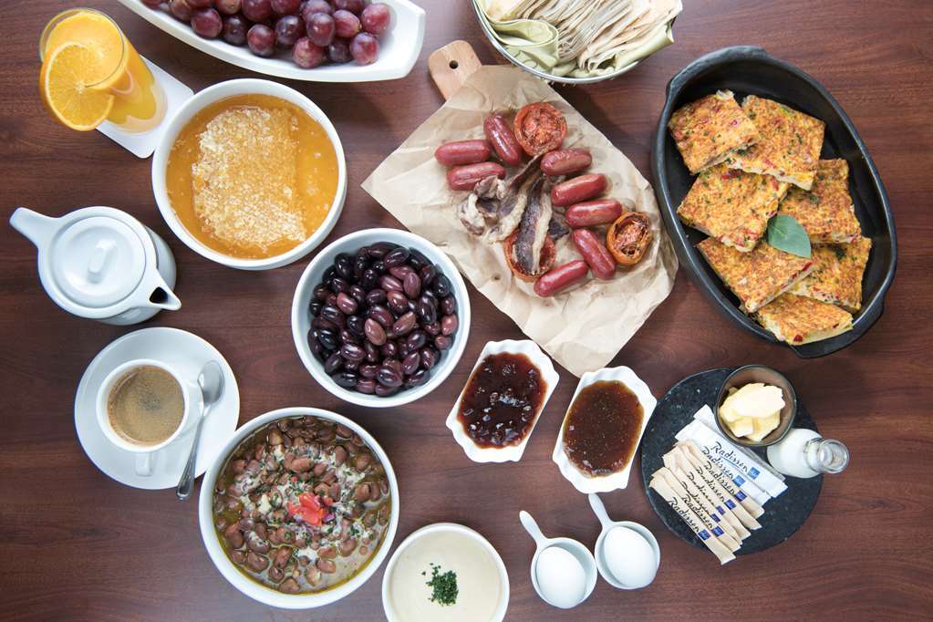 Amjad Royal Suites Hotel Jeddah Restaurant photo