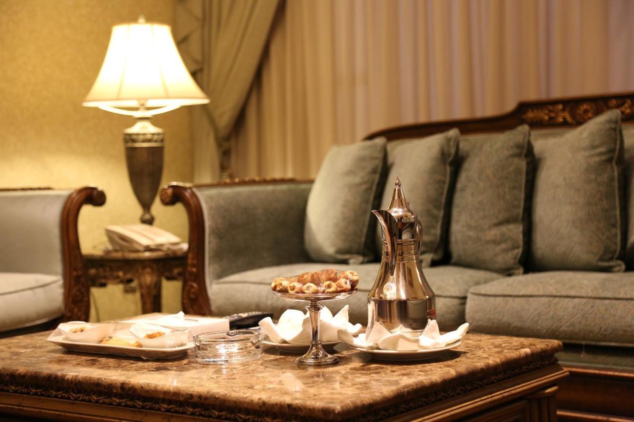 Amjad Royal Suites Hotel Jeddah Exterior photo